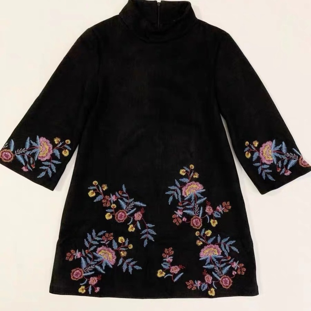 Asian style black dress. Great condition, no tag